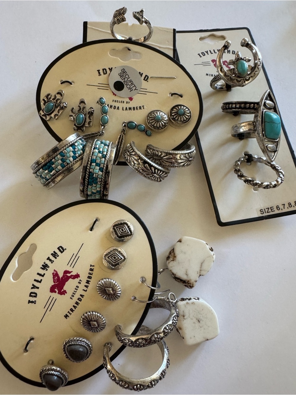 Idyllwind Turquoise and White Mixed Earring and Ring Set